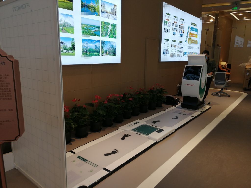 鴻泰盛身體姿態(tài)檢測(cè)儀進(jìn)駐新疆醫(yī)學(xué)健康管理中心